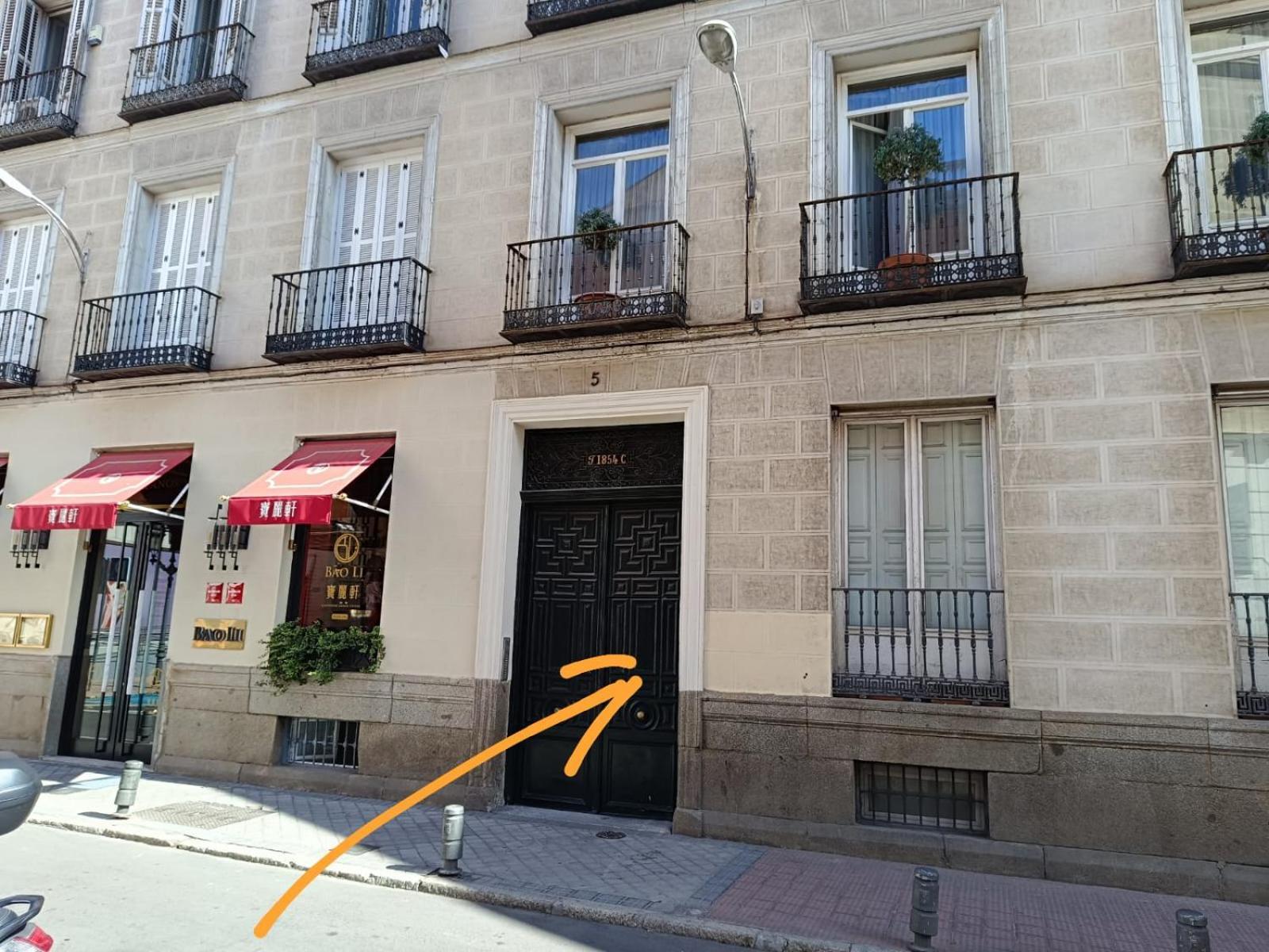 Hostel Latimoamericano Masculino Madrid Kültér fotó